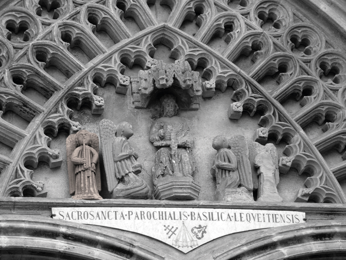 Tinpanoko S forma duen tronpeta jolea (Arg.: JMBA)