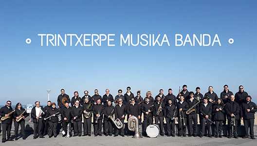 (Arg.: Trintxerpeko Illunbe Musika Banda)