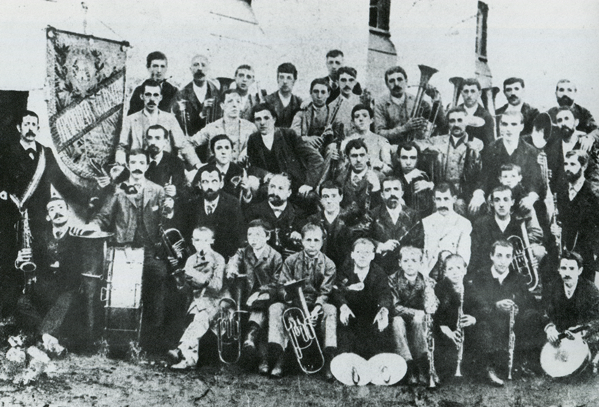 Tolosako Udal musika banda. 1892. (Iturria: Argazkiak Tolosa. Tuduri 208. or.)