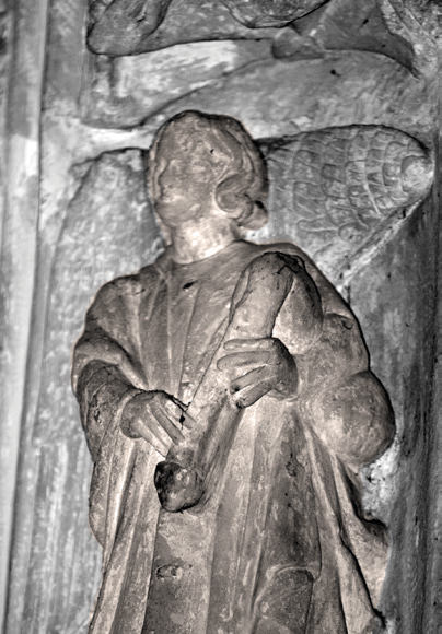 Baionako katedraleko xirolarru-jolea. (Arg.: JMBA)