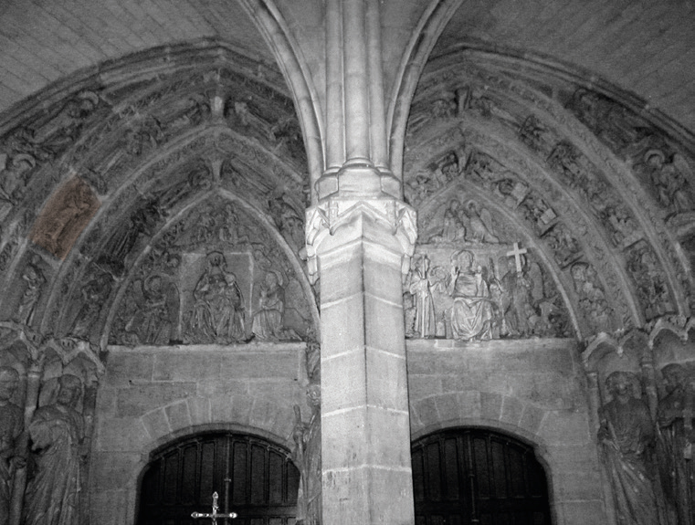 Baionako katedraleko xirolarru-jolea. (Arg.: JMBA)